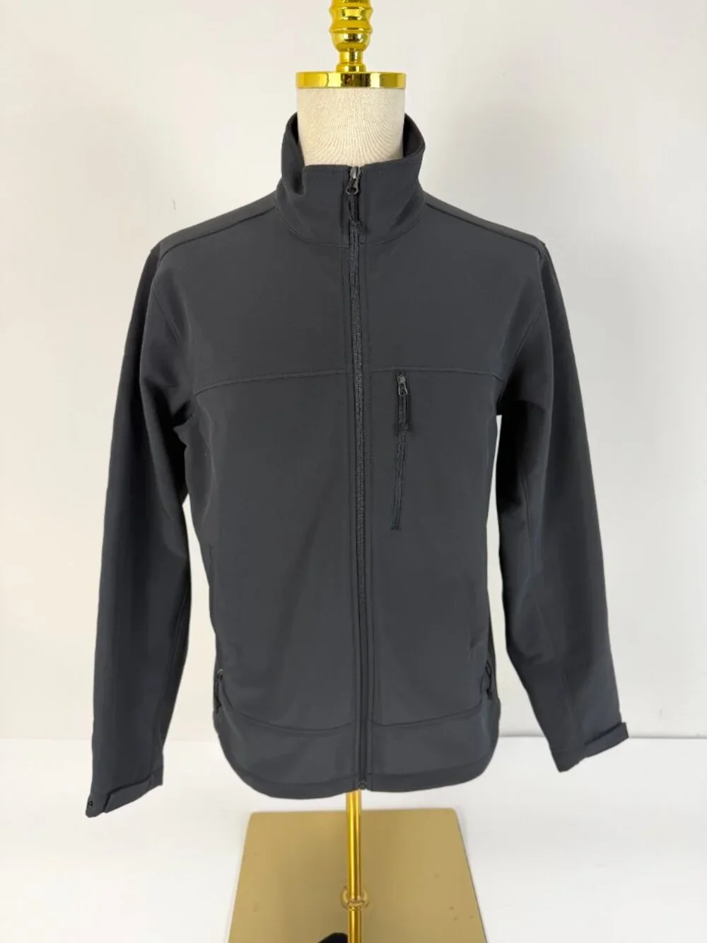 The North Face Men's Black Softshell Jacket M Regular Full Zip Zipped Pockets